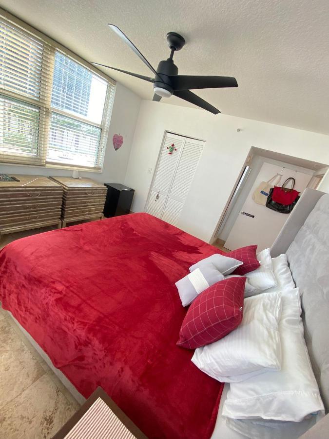 מיאמי Comfortable Room In The Brickell City Center Area מראה חיצוני תמונה