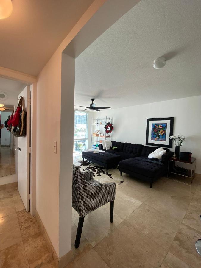 מיאמי Comfortable Room In The Brickell City Center Area מראה חיצוני תמונה