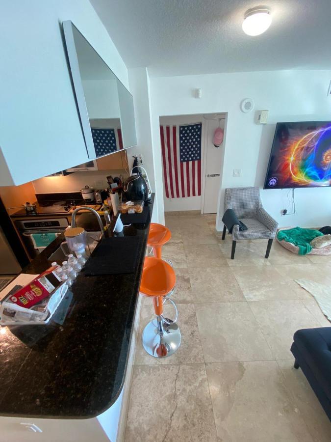 מיאמי Comfortable Room In The Brickell City Center Area מראה חיצוני תמונה