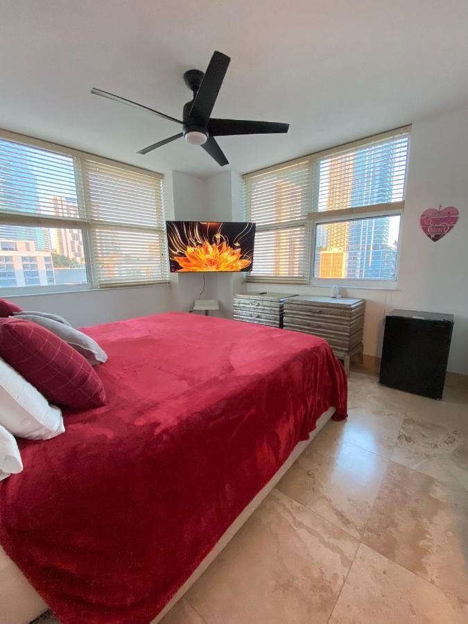 מיאמי Comfortable Room In The Brickell City Center Area מראה חיצוני תמונה