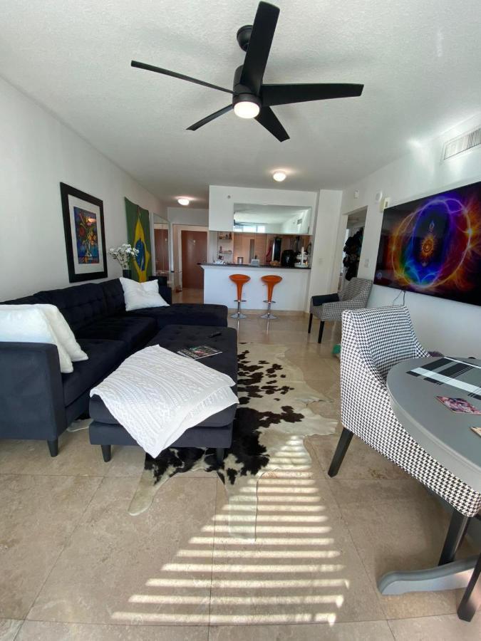 מיאמי Comfortable Room In The Brickell City Center Area מראה חיצוני תמונה